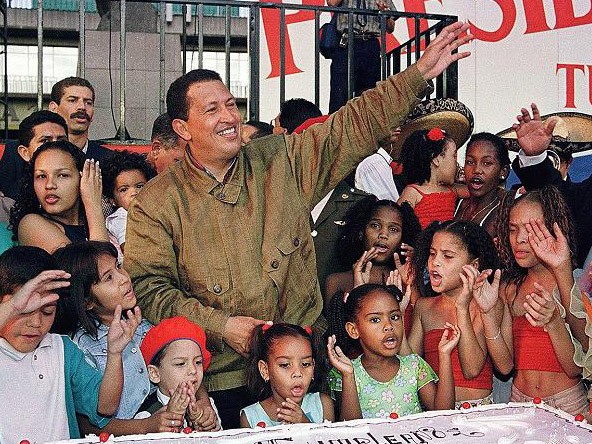 Cuộc đời Tổng thống Venezuela qua ảnh