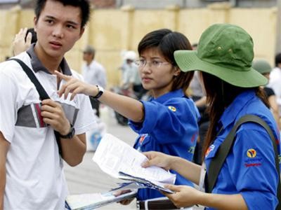 Hà Nội: 70.000 lượt thanh niên tiếp sức mùa thi