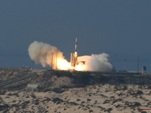 Israel phóng tên lửa trong vùng biển Địa Trung Hải