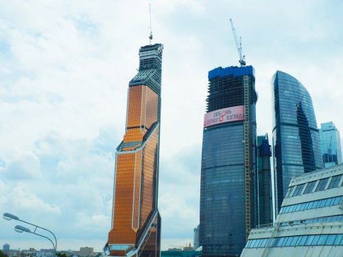 'Danh hiệu' tòa nhà cao nhất châu Âu sắp đổi chủ
