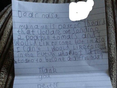Hé lộ bức thư của bé 7 tuổi khiến NASA 'choáng váng'