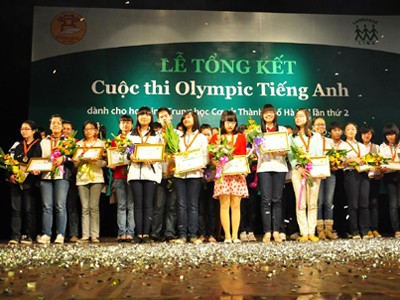 Thí sinh đạt giải Olympic tiếng Anh 2013 sẽ được cộng điểm vào lớp 10