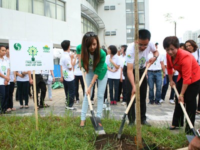 Chương trình quỹ ‘ 1 triệu cây xanh cho Việt Nam’: Trồng cây xanh tại trường học Hà Nội