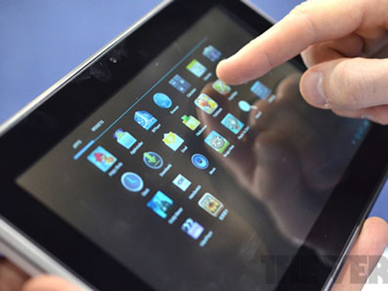 Tablet 3D không cần kính, Android 4.0 đầu tiên, giá 5 triệu đồng