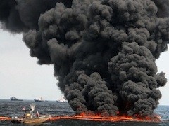 Chuỗi sai lầm nghiêm trọng gây nổ giàn khoan của BP