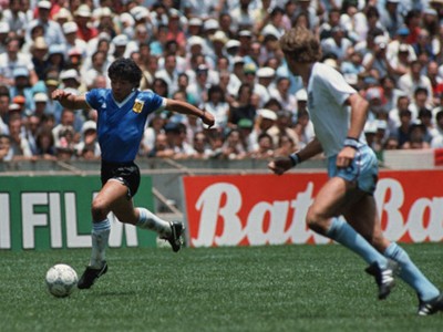 Bí mật đằng sau 'bàn thắng thế kỷ' của Maradona