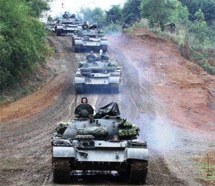Việt Nam nâng cấp, cải tiến xe tăng - thiết giáp