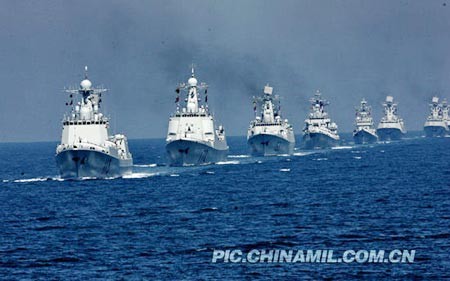 Bảy tàu chiến Trung Quốc áp sát bờ biển Nhật Bản