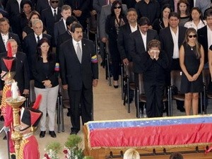 Phó Thủ tướng dự lễ viếng Tổng thống Hugo Chavez