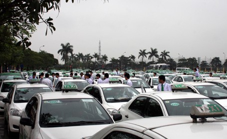 Hơn 17.000 xe taxi đang hoạt động ở Hà Nội