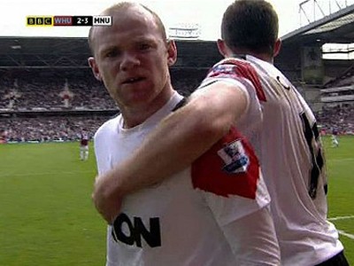 ‘Chửi bậy’, Rooney bị treo giò hai trận
