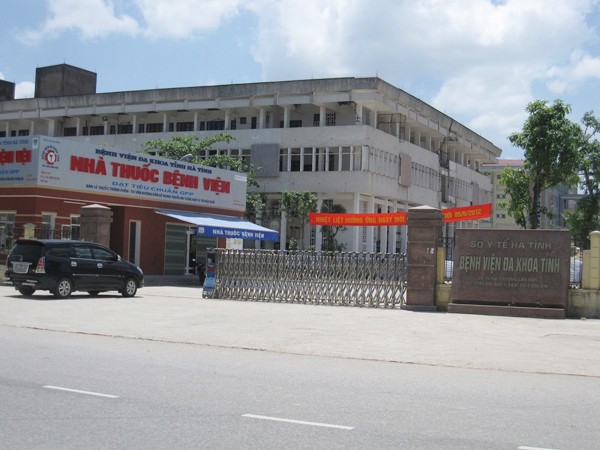 Bệnh viện Hà Tĩnh phủ nhận pha loãng máu bán cho bệnh nhân