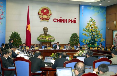 Chính phủ họp phiên thường kỳ tháng 1-2013