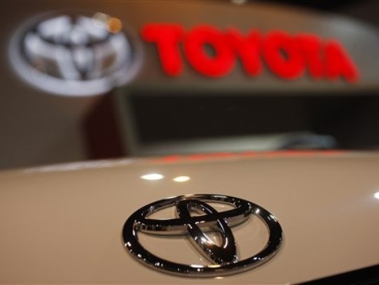 Toyota thu hồi 1,53 triệu xe do sự cố phanh