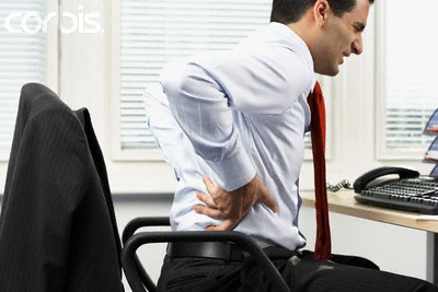 Đầy bụng có gây đau lưng?