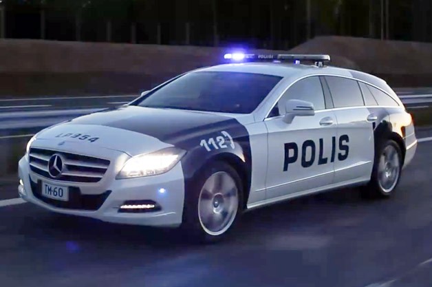 Cảnh sát Phần Lan chơi Mercedes CLS Shooting Brake