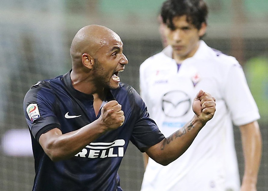 Inter ngược dòng đánh bại Fiorentina
