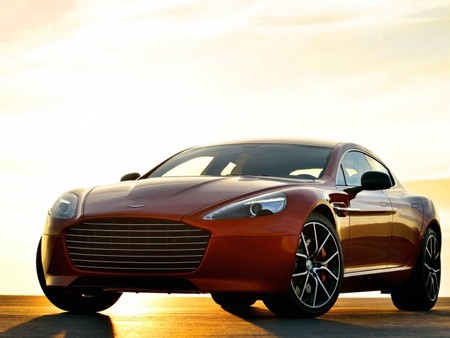 Aston Martin Rapide S: mạnh mẽ, 'ngầu' hơn