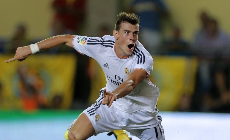 Bale và Ronaldo cùng lập công, Real vẫn hòa