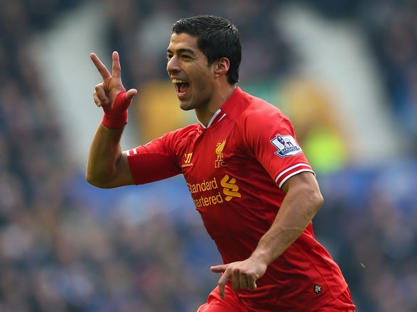 Liverpool tính trói Suarez bằng 'siêu hợp đồng'