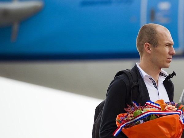 Robben bị “ám ảnh” vì bỏ lỡ cơ hội ghi bàn