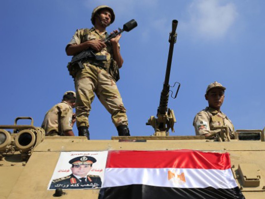 Mỹ tạm ngừng viện trợ quân sự cho Ai Cập