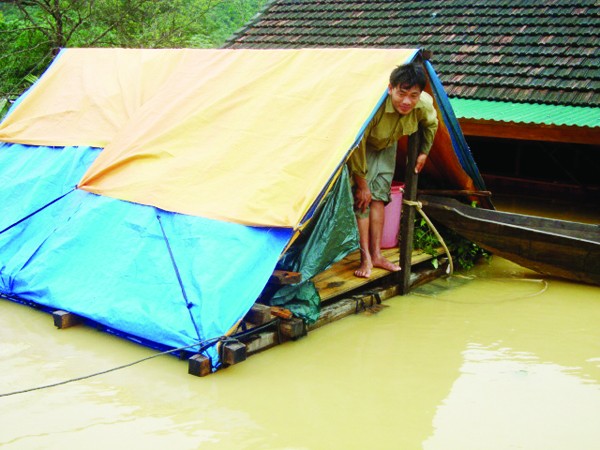 Ngập lụt tại Tân Hóa (Quảng Bình)
