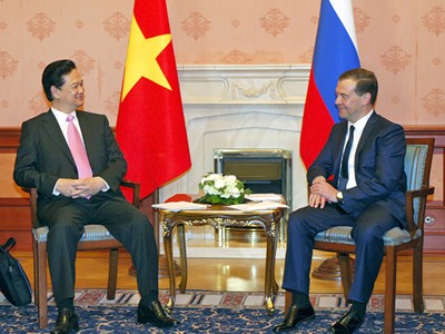Thủ tướng Việt Nam-Nga đánh giá cao hợp tác kỹ thuật quân sự