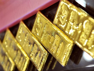 Một số quốc gia tiếp tục mua vàng tích trữ