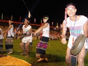 Ấn tượng đêm khai hội cồng chiêng tại Lâm Đồng