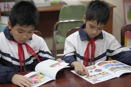 Khánh thành thư viện Trường Tiểu học Đồng Quang