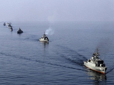 Các tàu của Iran tham gia trong cuộc tập trận hải quân ở eo biển Hormuz