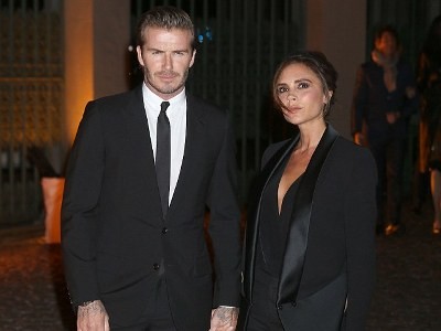 Beckham thể hiện tình cảm với vợ bằng hình xăm trên tay