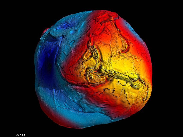 Tiết lộ mới: Trái đất có hình củ khoai tây