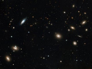 Phát hiện nhóm thiên hà cổ nhất