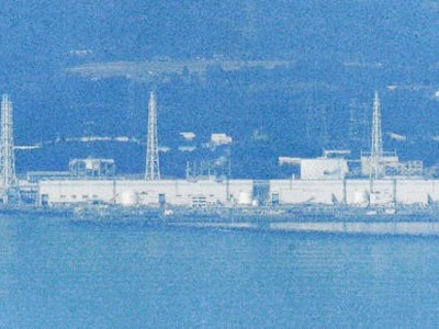 Nhà máy điện hạt nhân Fukushima số 1 chụp ngày 29-3 từ máy bay Ảnh: Kyodo