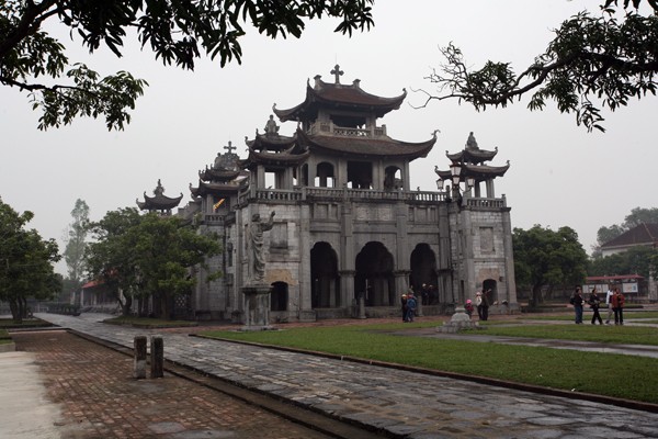 Khu Phương Đình nhà thờ Phát Diệm