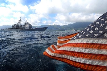 Mỹ - Trung 'đánh cờ' trên Biển Đông 2013