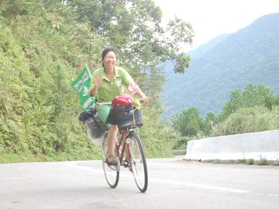 Hình ảnh của Xen trong chuyến đạp xe xuyên dãy Trường Sơn 2009