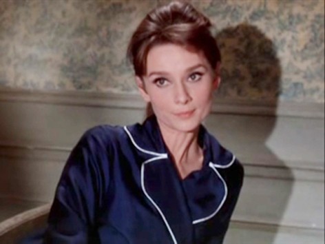 Thời trang đẳng cấp như 'vợ tỉ phú' Audrey Hepburn