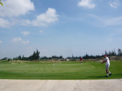 27 sân golf nằm ngoài quy hoạch