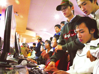Tại một hàng game online ở Hà Nội