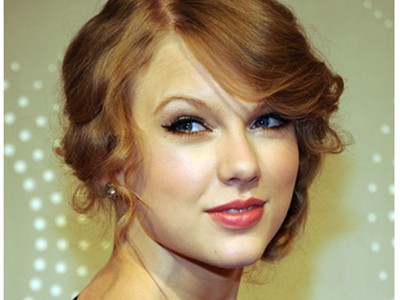 Gu làm đẹp của 'công chúa' Taylor Swift