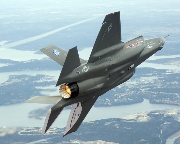 Hàn Quốc mua 60 máy bay chiến đấu trước 2014