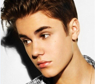 Justin Bieber bị kiện vì bệnh ngôi sao