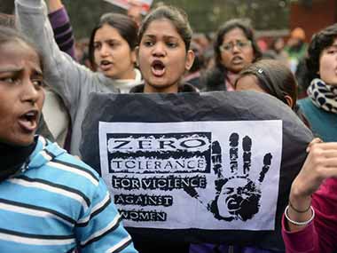 Hàng loạt các vụ biểu tình nổ ra khắp Ấn Độ sau vụ một cô gái 23 tuổi chết vì bị cưỡng hiếp tập thể trên xe bus