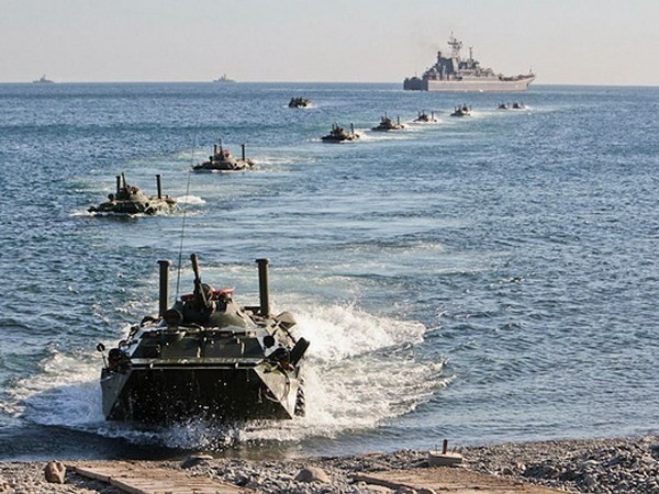 Chùm ảnh: Lực lượng hải quân đánh bộ tinh nhuệ Nga