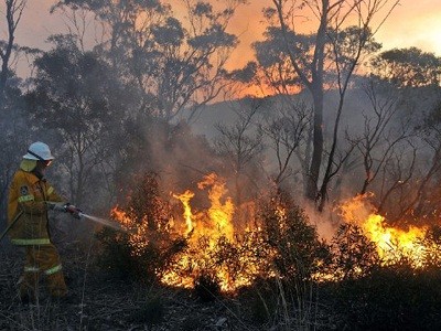 Úc: Cháy rừng lan rộng, hàng trăm ngôi nhà bị thiêu rụi
