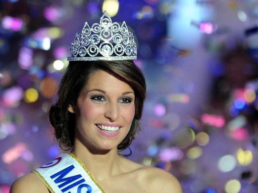 Hoa hậu Pháp 2011 rạng rỡ trong đêm chung kết
