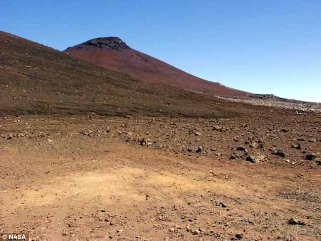 Đất trên sao Hỏa giống đất ở Hawaii